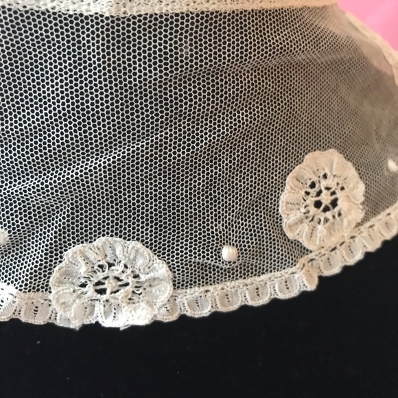Vintage cream handmade lace collar - Picture 5 of 7